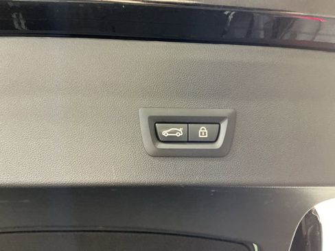 Certified 2022 BMW X4 xDrive30i w/ Premium Package 2 image 11