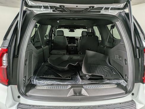 New 2026 GMC Yukon XL Denali w/ LPO, Floor Liner Package image 10