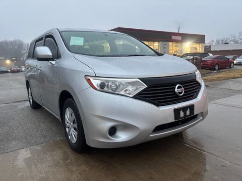Used 2014 Nissan Quest S image 5