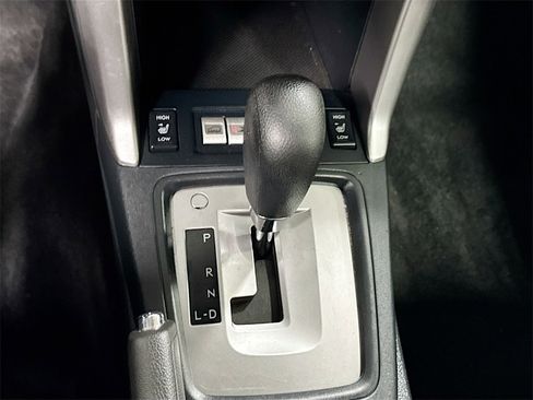 Used 2017 Subaru Forester 2.5i Premium image 14