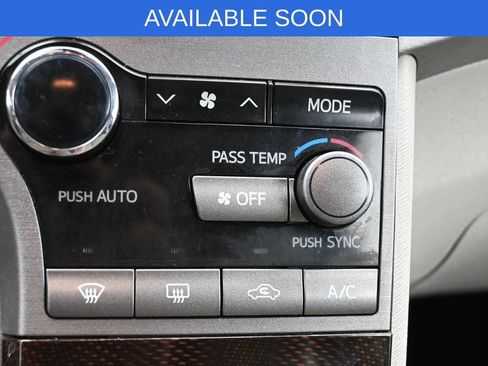 Used 2009 Toyota Venza AWD image 16