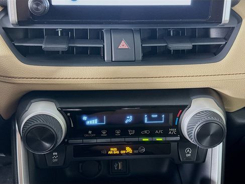 Used 2025 Toyota RAV4 LE image 24