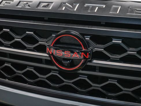 Used 2023 Nissan Frontier PRO-4X w/ Pro-4X Premium Package image 8