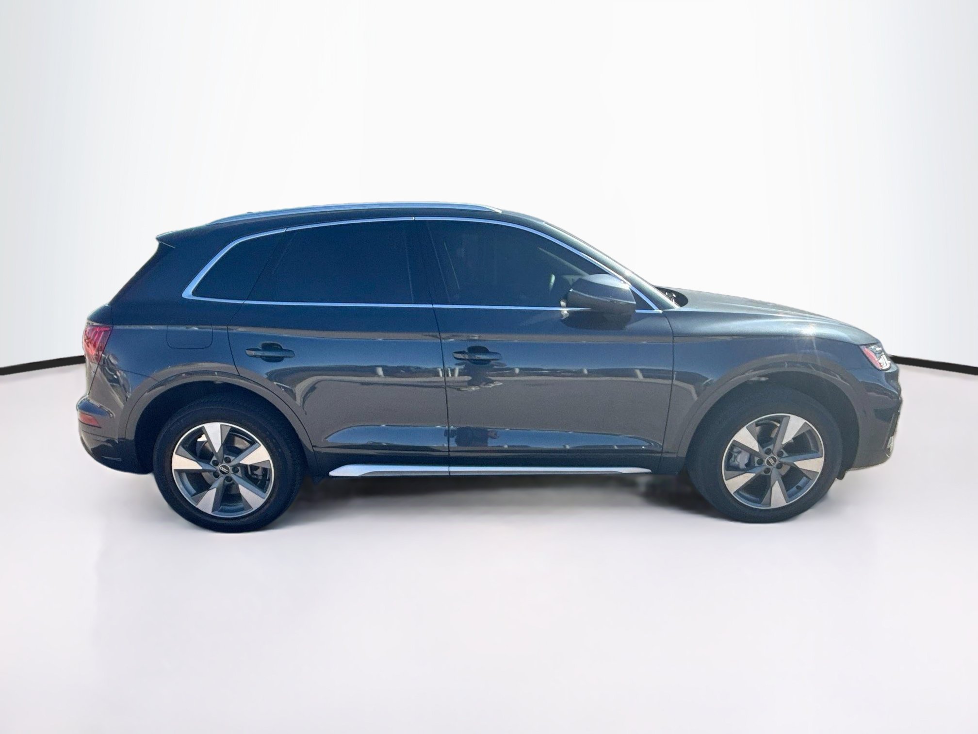 Used 2023 Audi Q5 2.0T Premium Plus AWD/4WD image 10