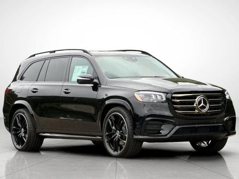 New 2026 Mercedes-Benz GLS 450 4MATIC image 28