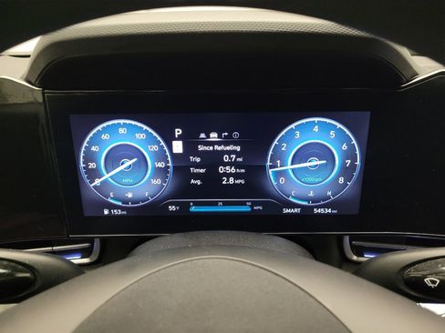 Used 2024 Hyundai Elantra SEL FWD image 23
