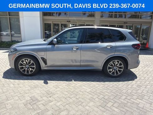 Certified 2024 BMW X5 xDrive50e w/ Executive Package AWD/4WD image 2