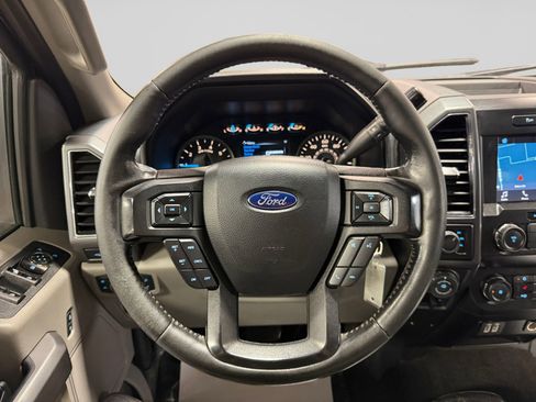 Used 2019 Ford F150 XLT w/ Equipment Group 302A Luxury AWD/4WD image 19