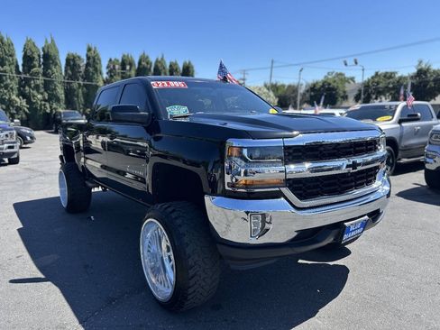 Used 2017 Chevrolet Silverado 1500 LT w/ LT Fleet Convenience Package RWD image 1