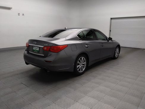 Used 2017 INFINITI Q50 3.0t Premium w/ Driver Assistance Package image 9