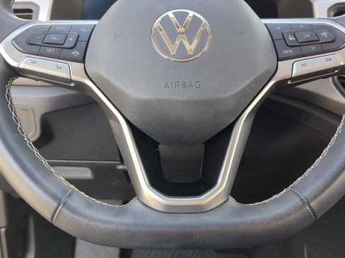 Used 2022 Volkswagen Atlas SE image 15