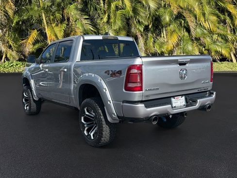 Used 2024 RAM 1500 Laramie AWD/4WD image 7
