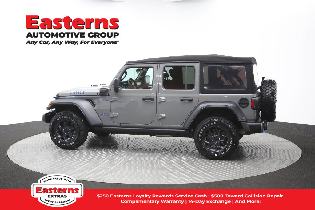 Used 2023 Jeep Wrangler Unlimited w/ Cold Weather Group AWD/4WD image 64