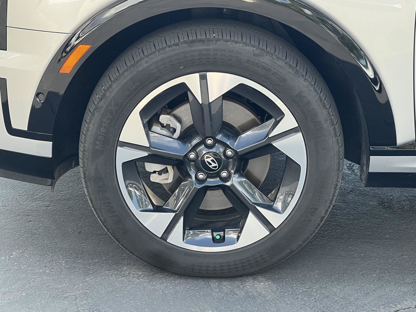 Certified 2026 Hyundai Palisade Limited AWD/4WD image 22
