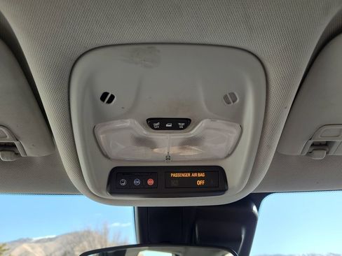 Used 2024 Chevrolet TrailBlazer LS image 27