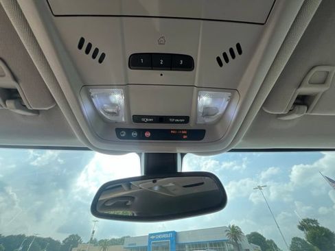 Used 2019 Chevrolet Equinox Premier FWD image 24