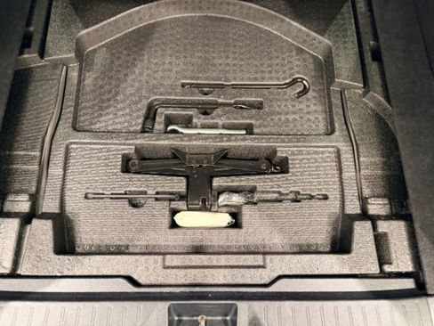 Used 2016 Subaru Outback 2.5i Premium image 27