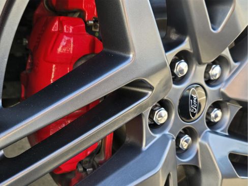 Used 2025 Ford Explorer ST-Line w/ ST-Line Street Pack image 30