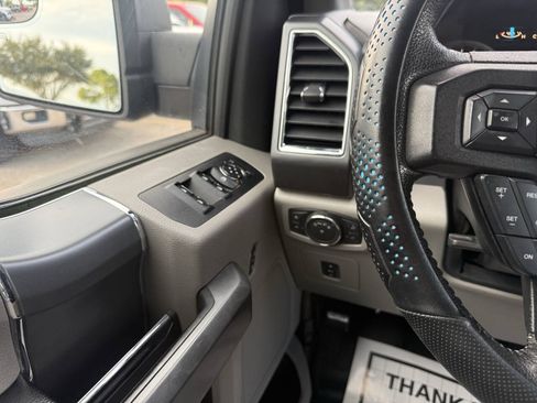 Used 2016 Ford F150 XLT w/ Equipment Group 302A Luxury AWD/4WD image 30