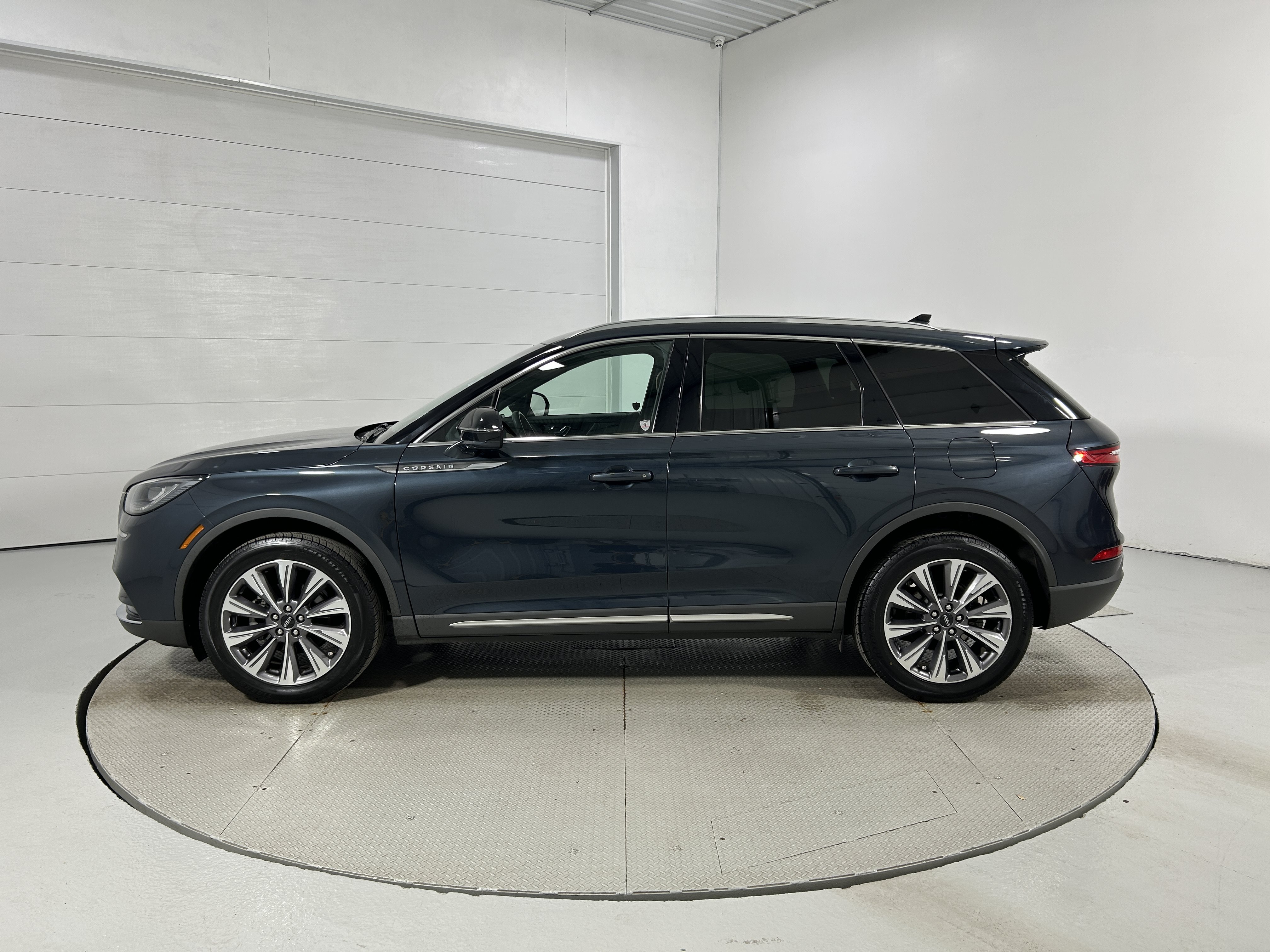 Used 2020 Lincoln Corsair Reserve w/ Elements Package AWD/4WD image 21