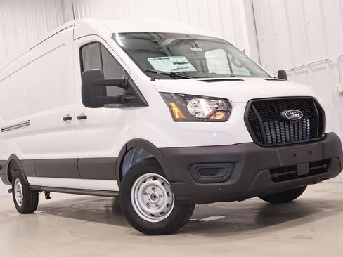 New 2026 Ford Transit 250 148 Medium Roof image 30