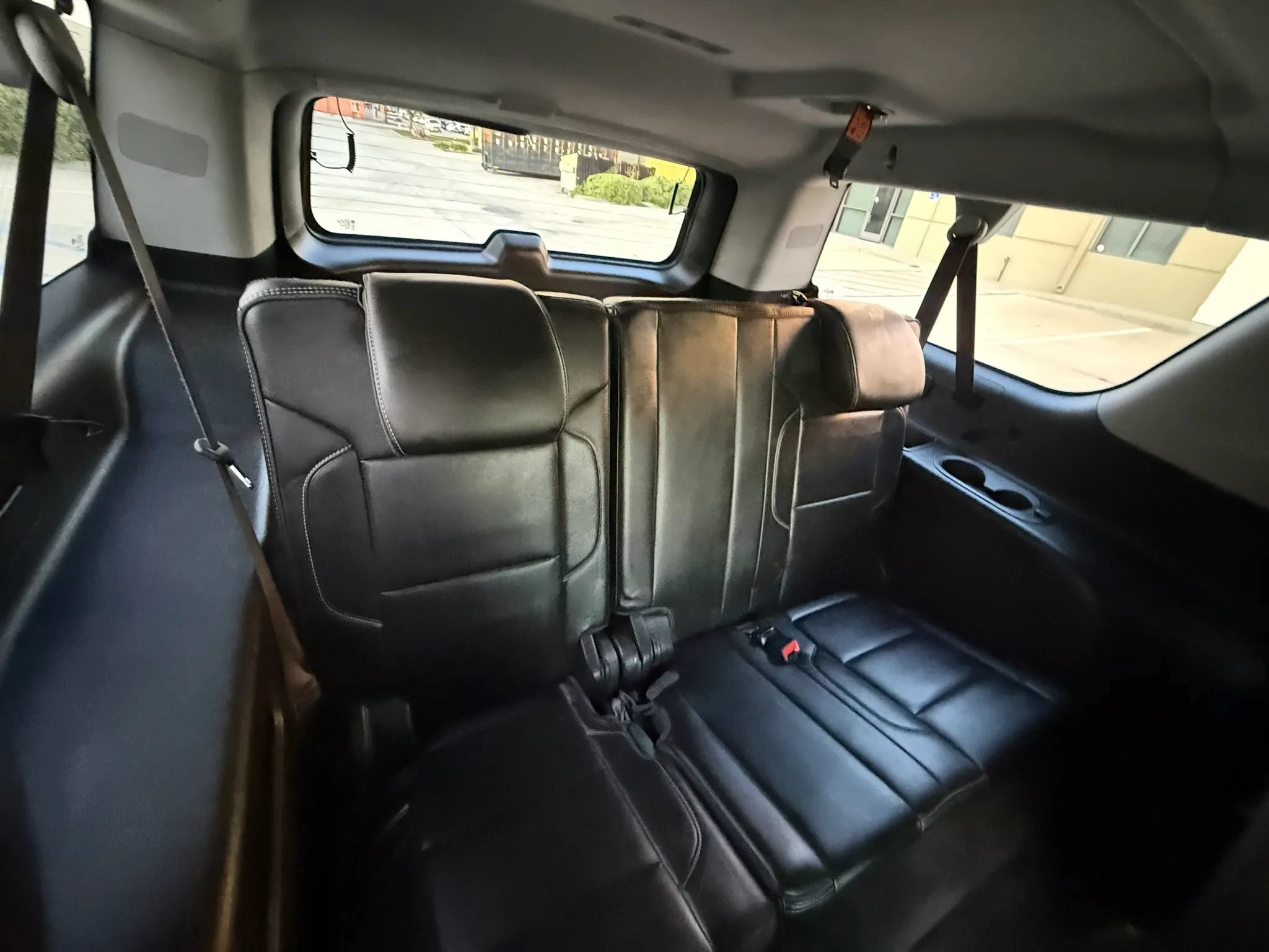 Used 2015 GMC Yukon XL Denali w/ Touring Package AWD/4WD image 27