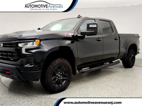 Used 2023 Chevrolet Silverado 1500 LT Trail Boss AWD/4WD image 1