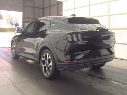 Used 2025 Ford Mustang Mach-E Select AWD/4WD image 5