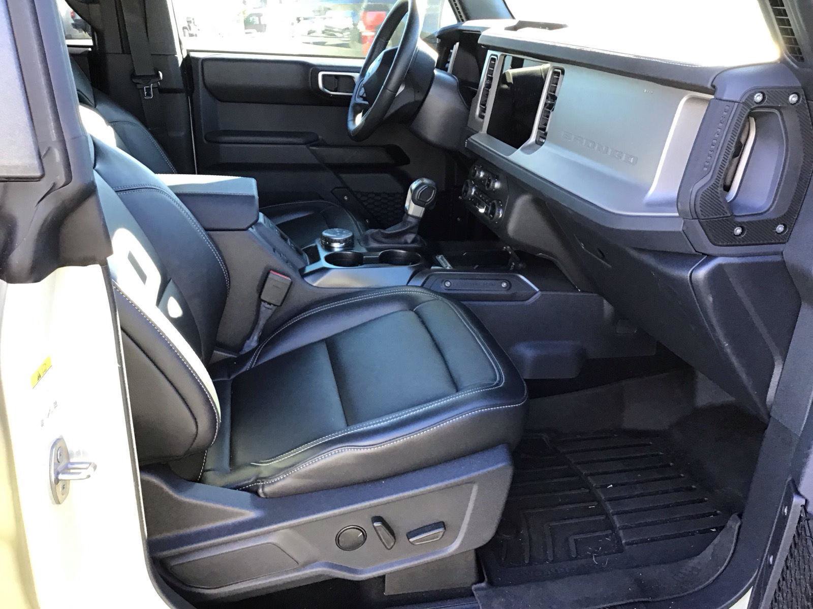 Used 2026 Ford Bronco Outer Banks AWD/4WD image 7