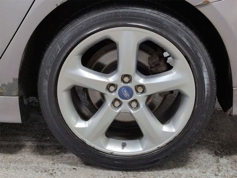 Used 2013 Ford Fusion SE image 14