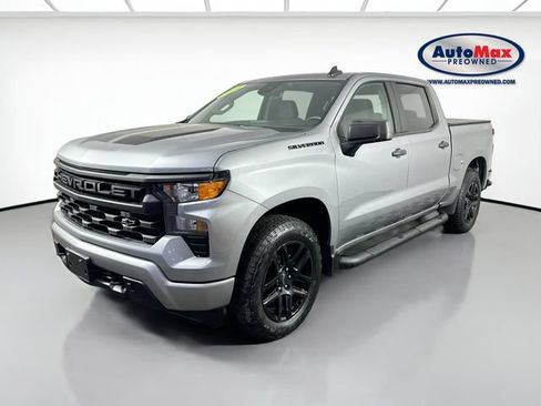 Used 2024 Chevrolet Silverado 1500 Custom w/ Rally Edition AWD/4WD image 4