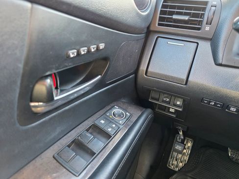 Used 2013 Lexus RX 450h AWD w/ Navigation Pkg image 19