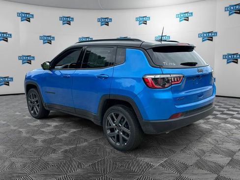 New 2025 Jeep Compass Limited w/ Sun & Sound Group image 3