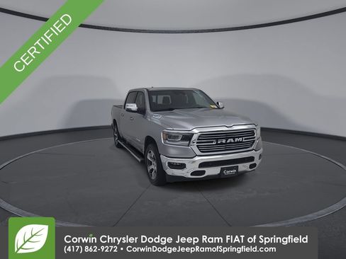 Used 2023 RAM 1500 Laramie AWD/4WD image 4