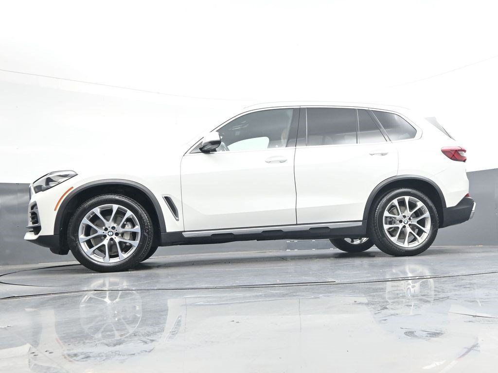 Used 2019 BMW X5 xDrive40i w/ Convenience Package AWD/4WD image 31