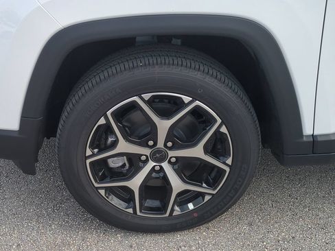 New 2026 Jeep Compass Limited AWD/4WD image 11