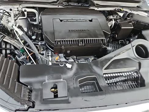 Used 2025 Honda Pilot Touring image 15