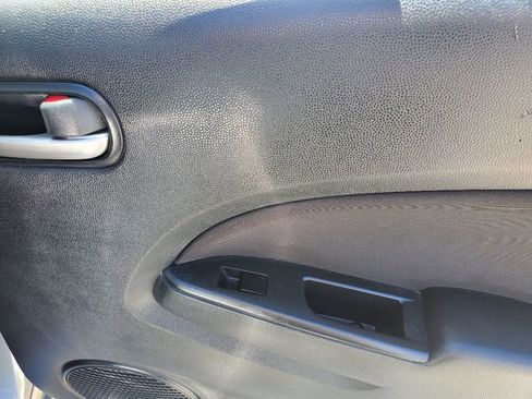 Used 2013 MAZDA MAZDA2 Touring FWD image 29