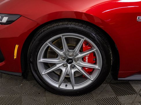 Used 2024 Ford Mustang GT Premium RWD image 39