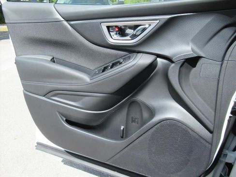 Used 2022 Subaru Forester Premium AWD/4WD image 19