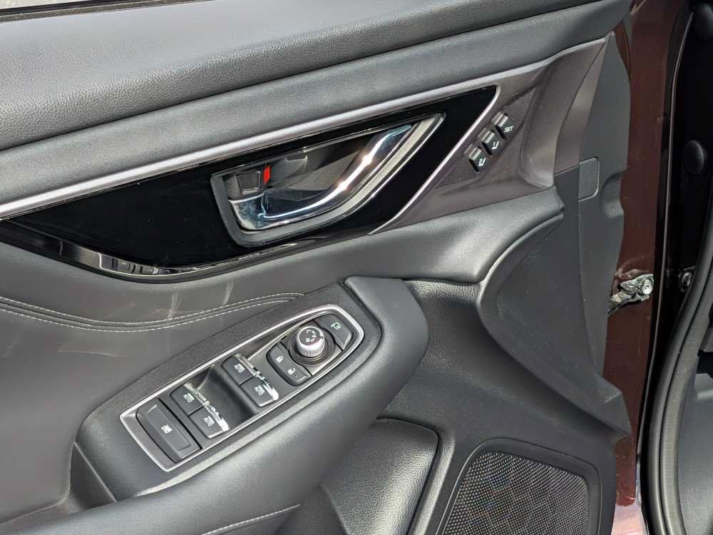 Used 2023 Subaru Outback Touring XT AWD/4WD image 14