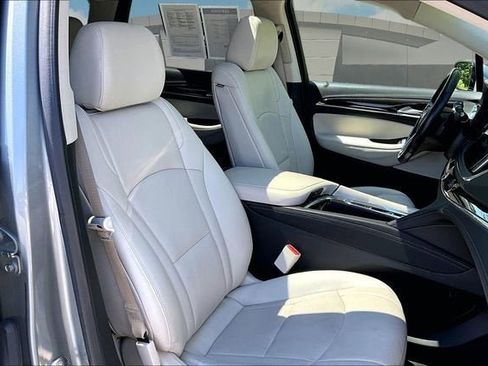 Used 2023 Buick Enclave Essence w/ Experience Buick Package AWD/4WD image 7