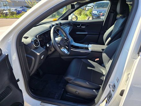 Used 2026 Mercedes-Benz GLC 300 image 22