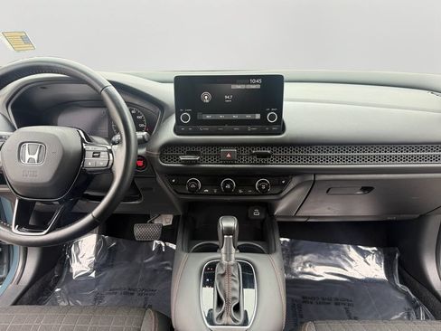 Certified 2025 Honda HR-V Sport image 14