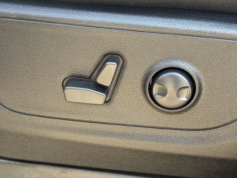 Used 2022 RAM 1500 Big Horn AWD/4WD image 27
