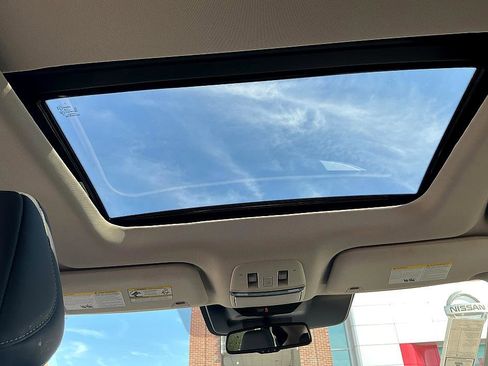 Used 2025 Nissan Murano SL w/ Cargo Package image 26