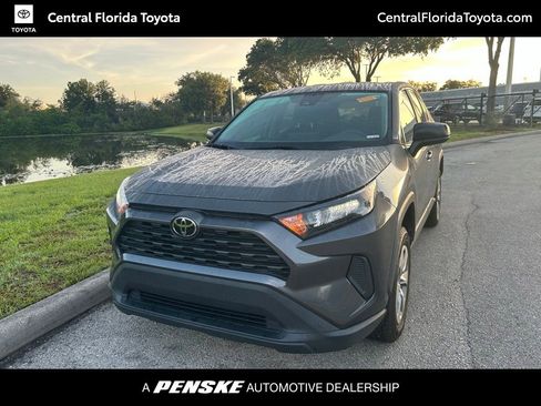 Used 2022 Toyota RAV4 LE FWD image 1