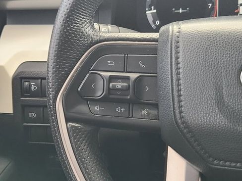 Used 2024 Toyota Tacoma TRD Off-Road image 30