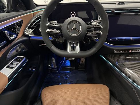 New 2026 Mercedes-Benz E 53 AMG e 4MATIC Sedan image 21
