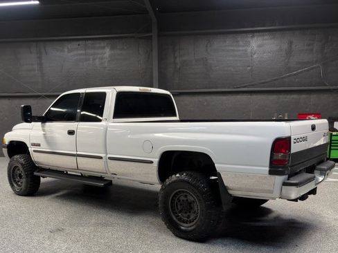 Used 1999 Dodge Ram 2500 Truck 4x4 Club Cab image 3